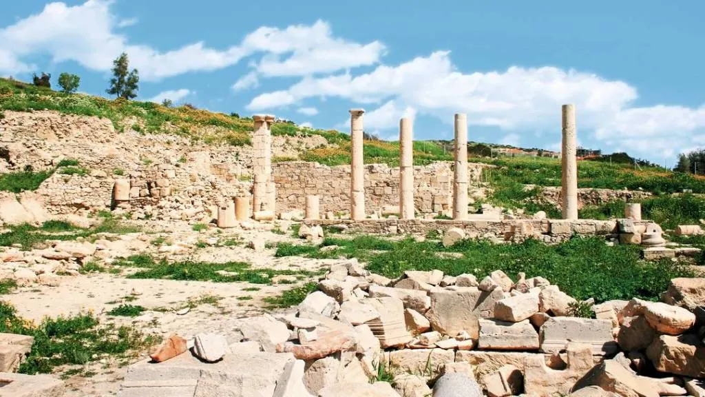 paphos 4