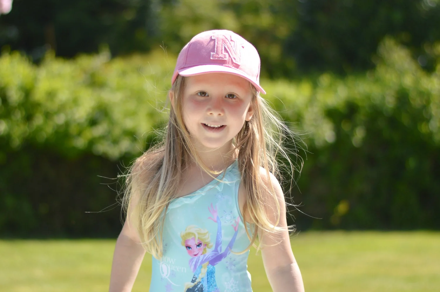 G in the paddling pool