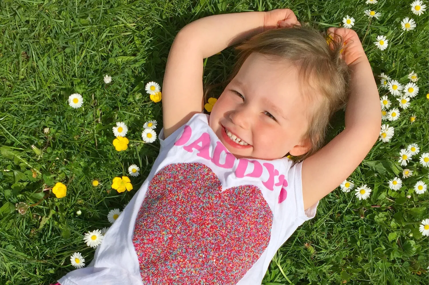 LJ in the daisies