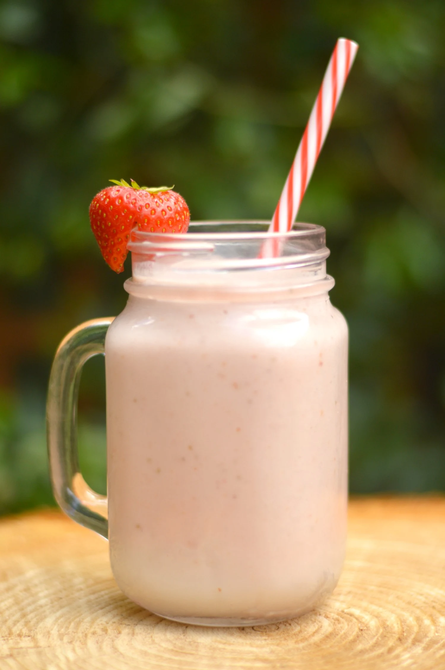 Summer Strawberry Smoothie
