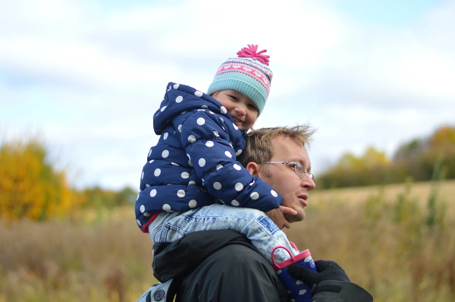 lils on shoulders