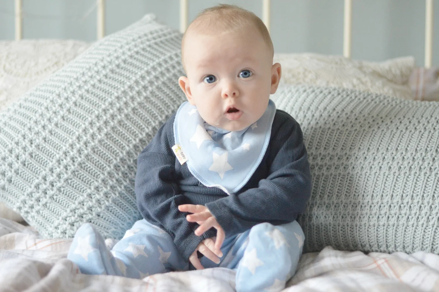 Blue and White stars dribble bib