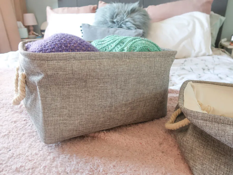storage baskets with handle