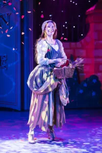 Harlow Playhouse Cinderella Panto 2022 Cinders