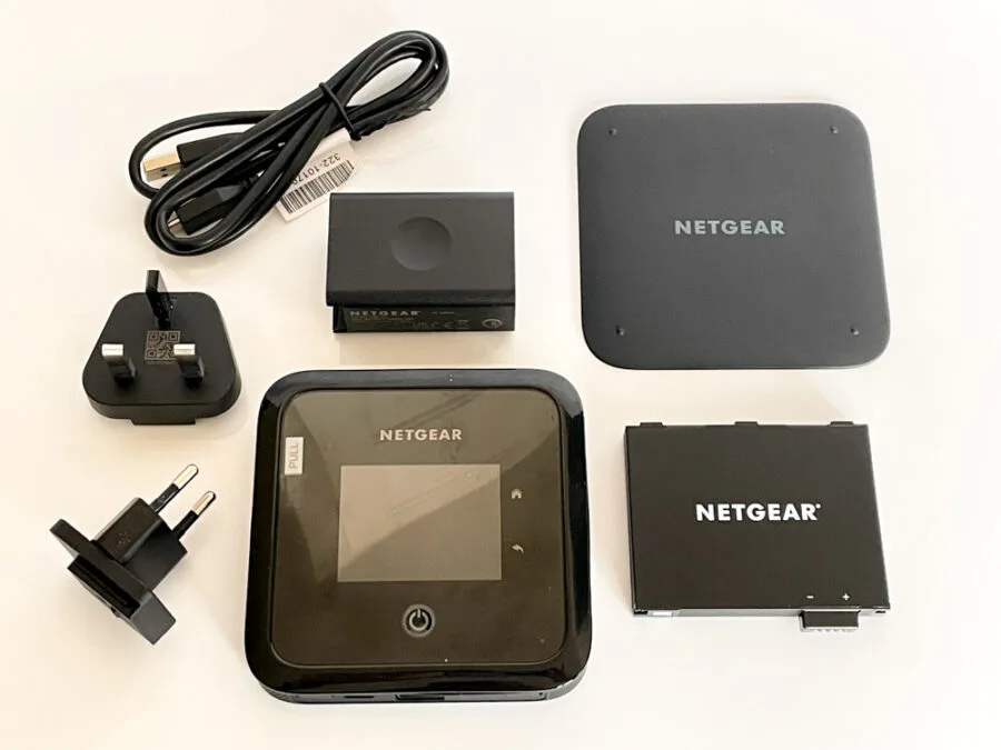 Nighthawk M5 Mobile router