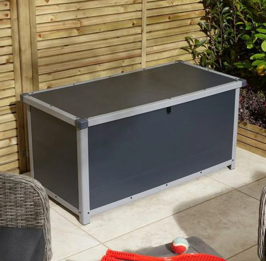 garden storage trunk