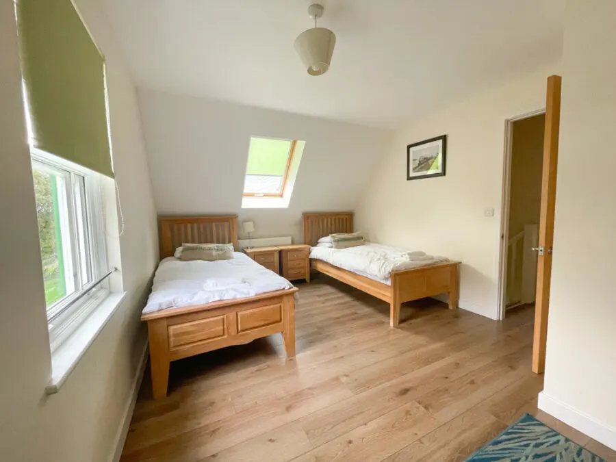 Winchester Lodge twin room